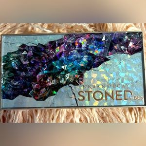 Urbane Decay Stoned Vibes Eyeshadow Palette
